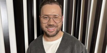 Як з’являються модні тренди: Андре Тан показав приклади з балетками та сумками