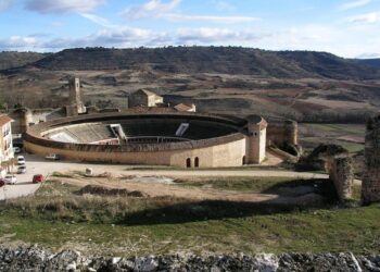 В Іспанії є середньовічне місто, схоже на Тоскану: чим воно вабить туристів