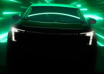 Skoda тизернула семимісний електричний SUV, майбутній конкурент Kia EV9