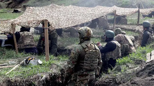 Стипендії, військові у тилу, нове для водіїв - що зміниться у травні