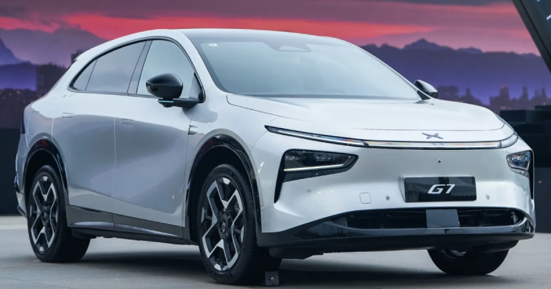 Xpeng представила свого "вбивцю Tesla Model" вартістю від 27 000 доларів — кросовер G7