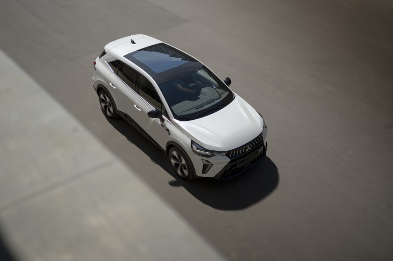 Mitsubishi представила новий Grandis, який є перейменованою версією Renault Symbioz