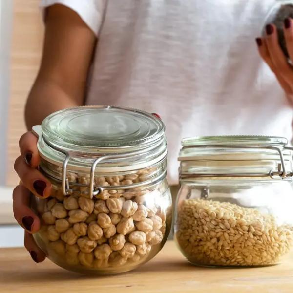 Їжа для сну: несподівані продукти, які допоможуть заснути швидше