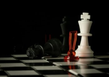 Зірки попереджають, кому зі знаків зодіаку цього тижня треба бути максимально обережними