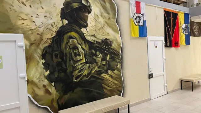 "Я бачив своїх загиблих побратимів". Чи стане кетамінова терапія проривом у лікуванні військових